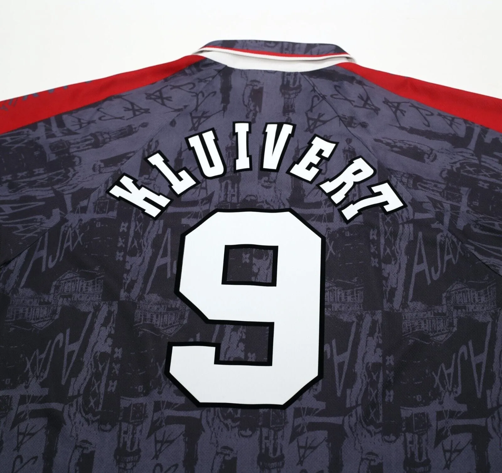 1996/97 KLUIVERT #9 Ajax Vintage Umbro Away Football Shirt Jersey (L)