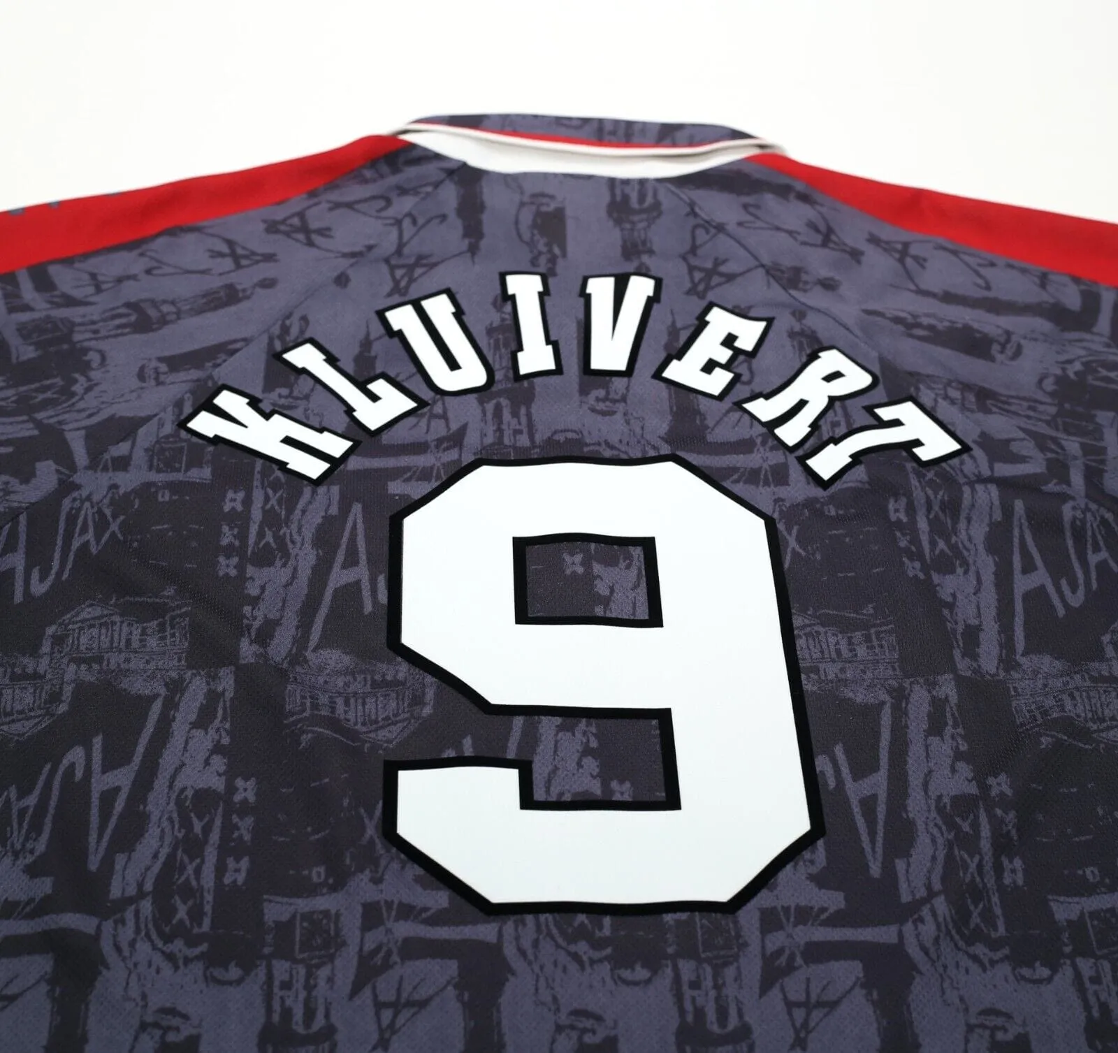 1996/97 KLUIVERT #9 Ajax Vintage Umbro Away Football Shirt Jersey (L)