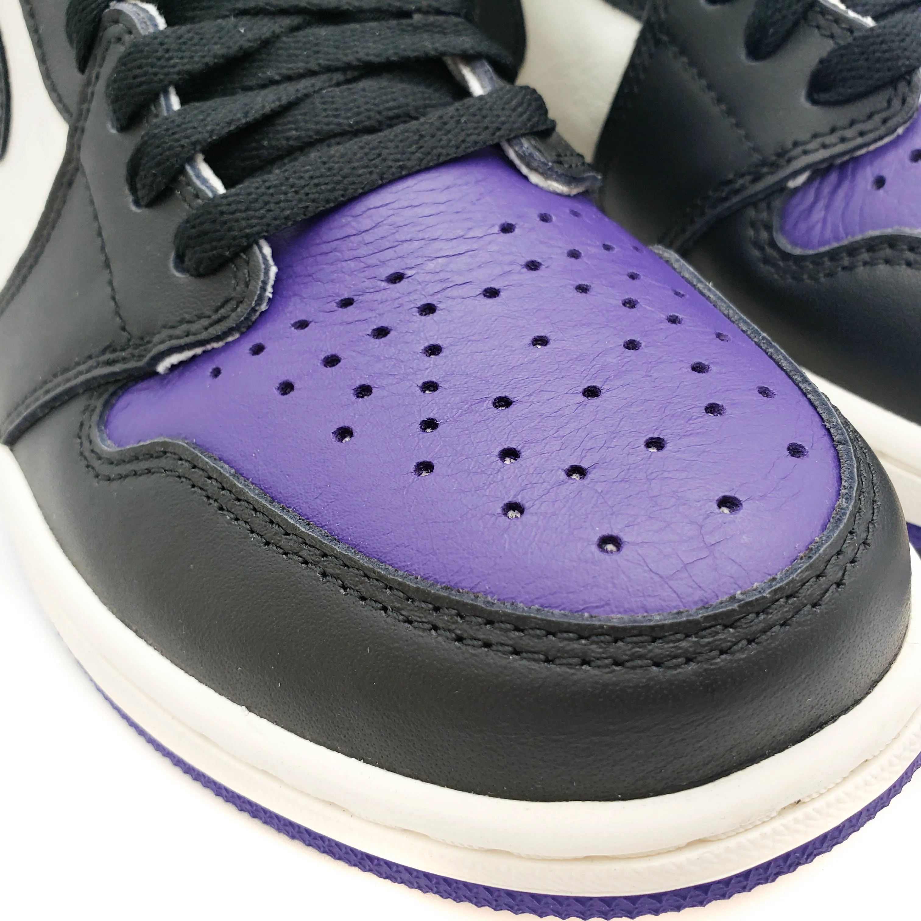 AIR JORDAN 1 RETRO COURT PURPLE 2018