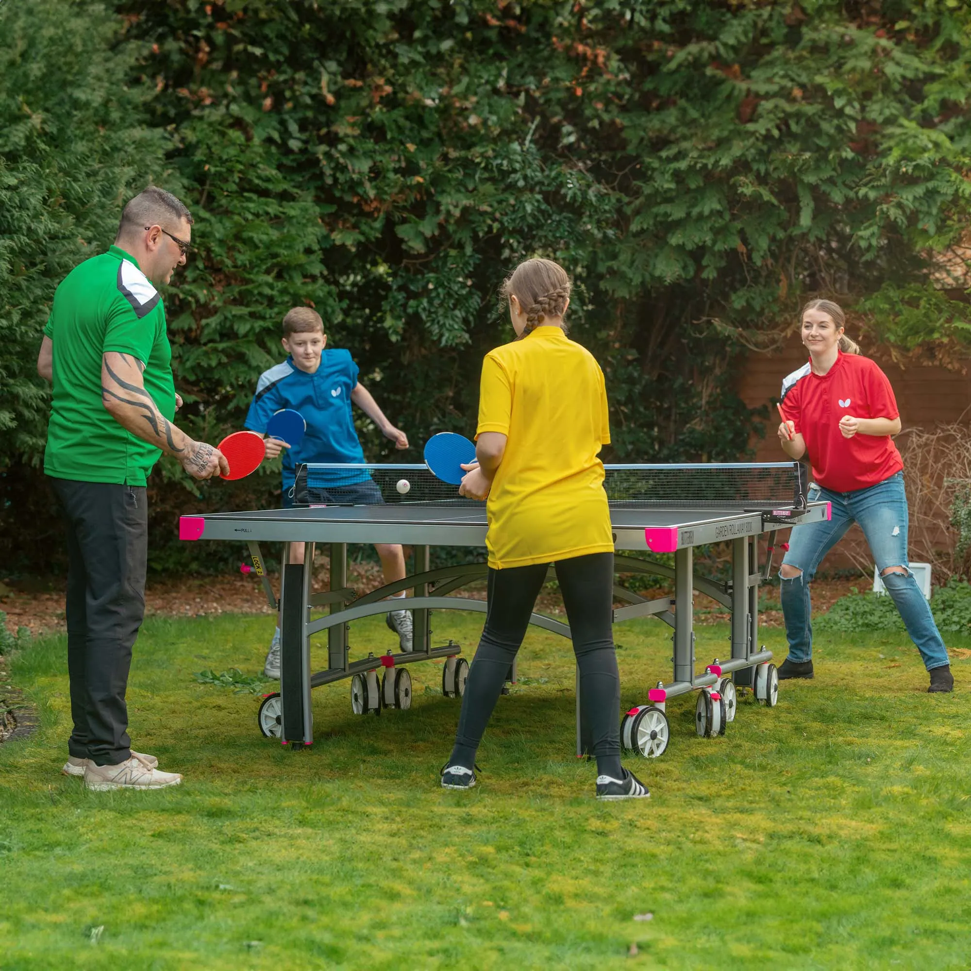 Butterfly Garden Rollaway 8000 Outdoor Table Tennis Table