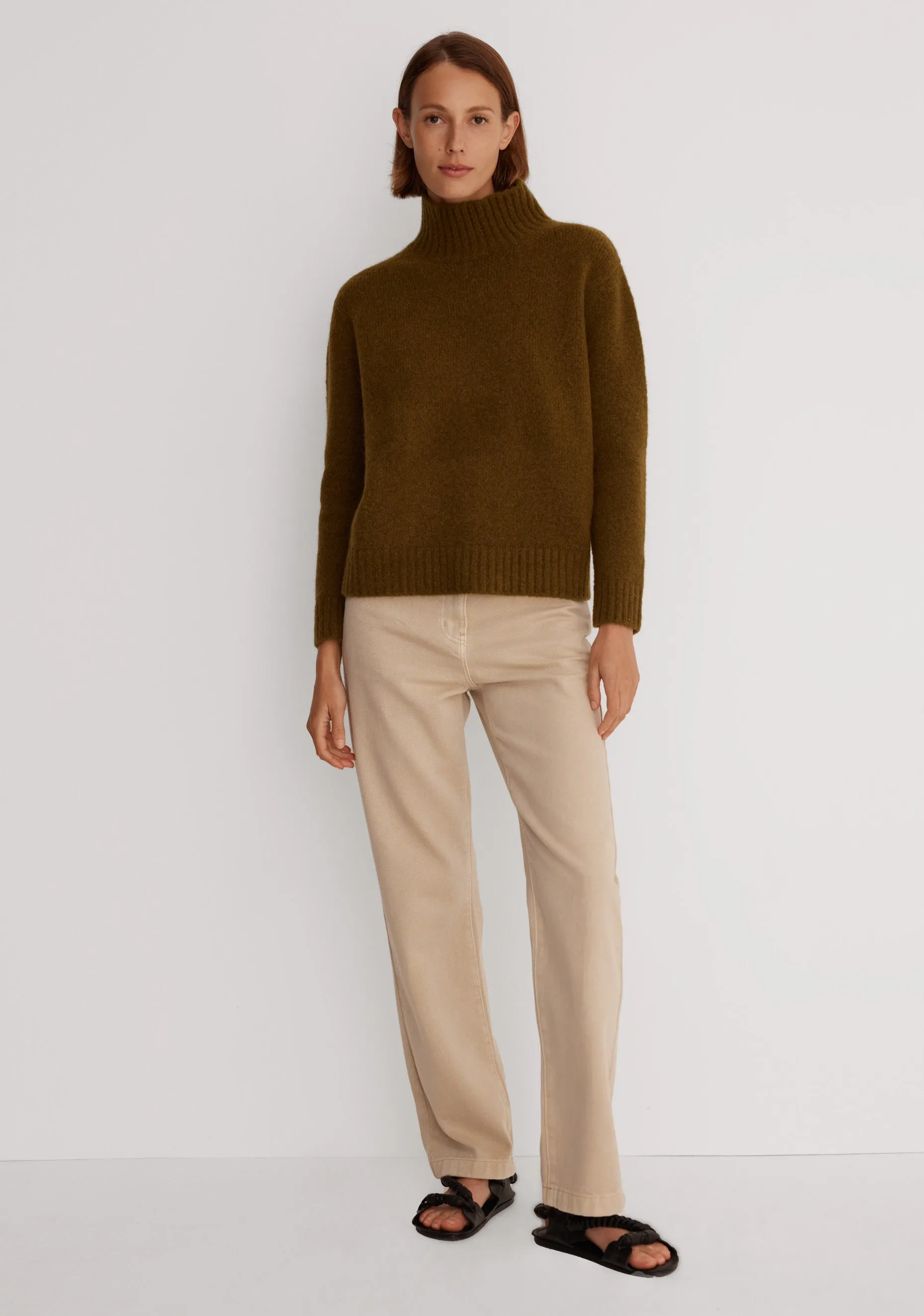 Callum High Neck Pullover_Moss