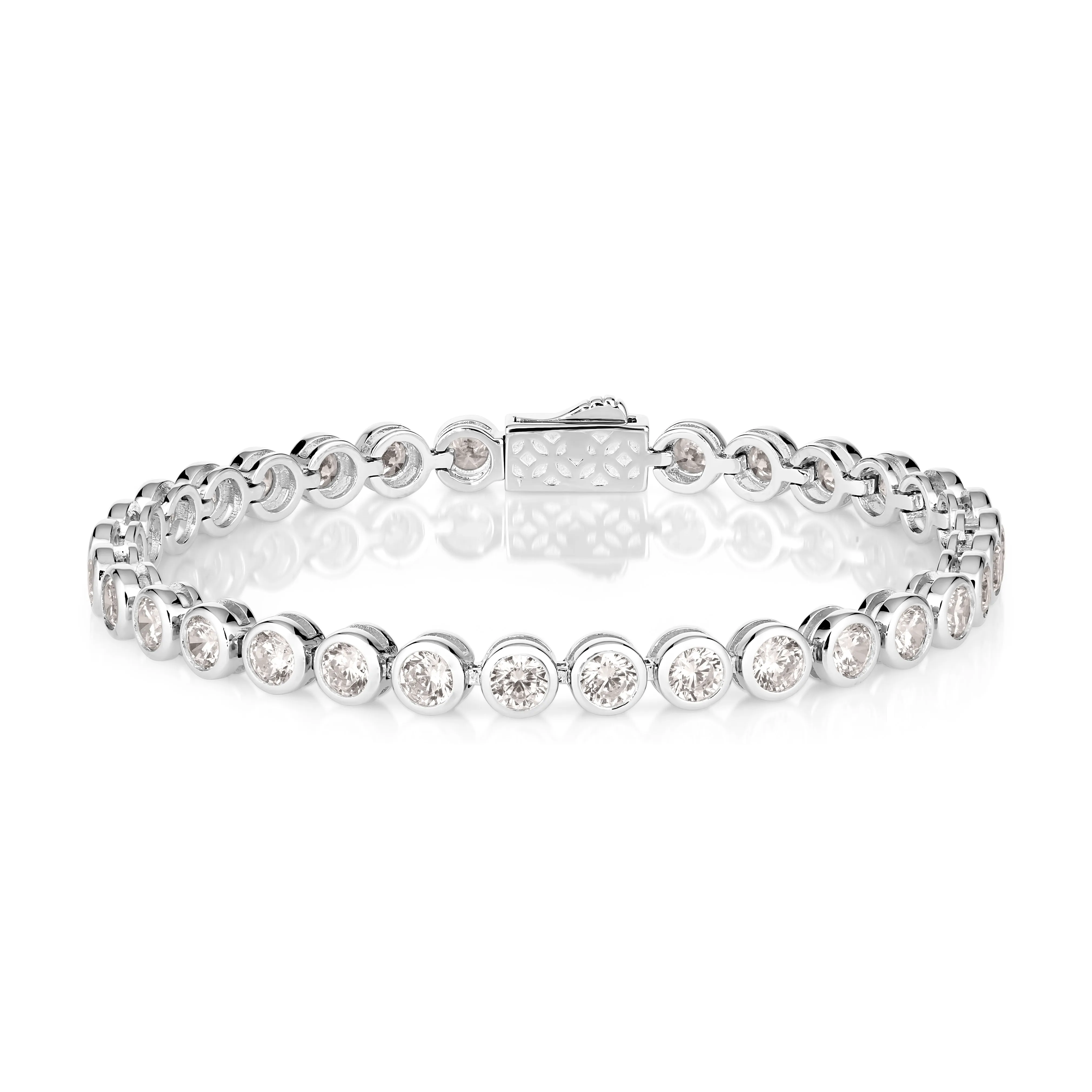 Classic 10 Carat Bezel Set Tennis Bracelet