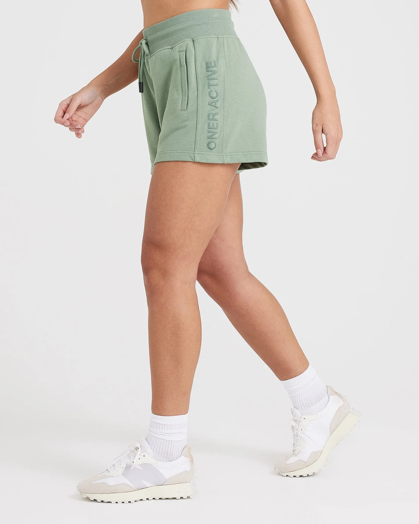 Classic Lounge Lightweight Shorts | Sage