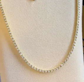 Diamond tennis chain