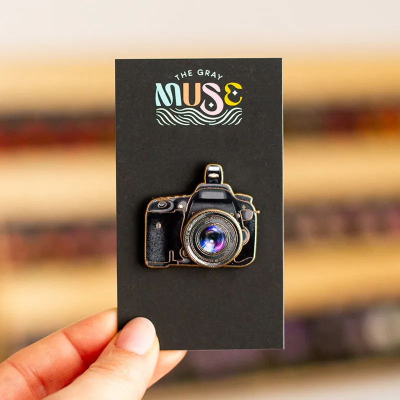 DSLR Camera Interactive v2 Enamel Pin | Spinning Lens