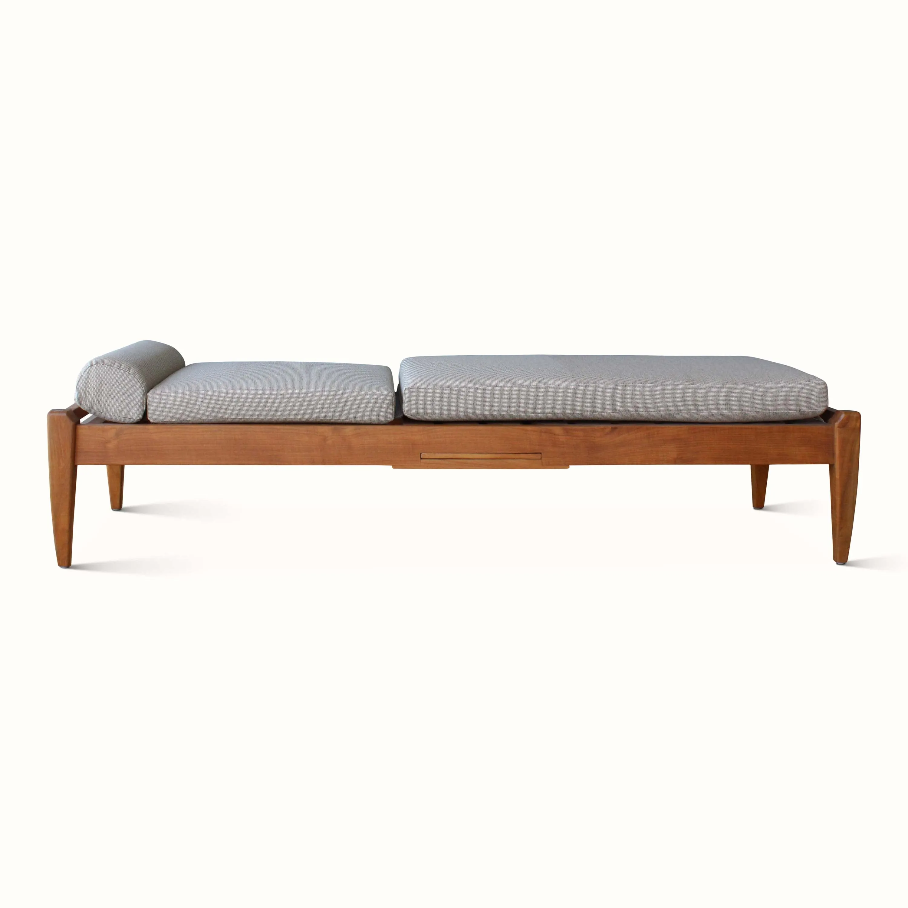 Indoor/Outdoor Formosa Chaise