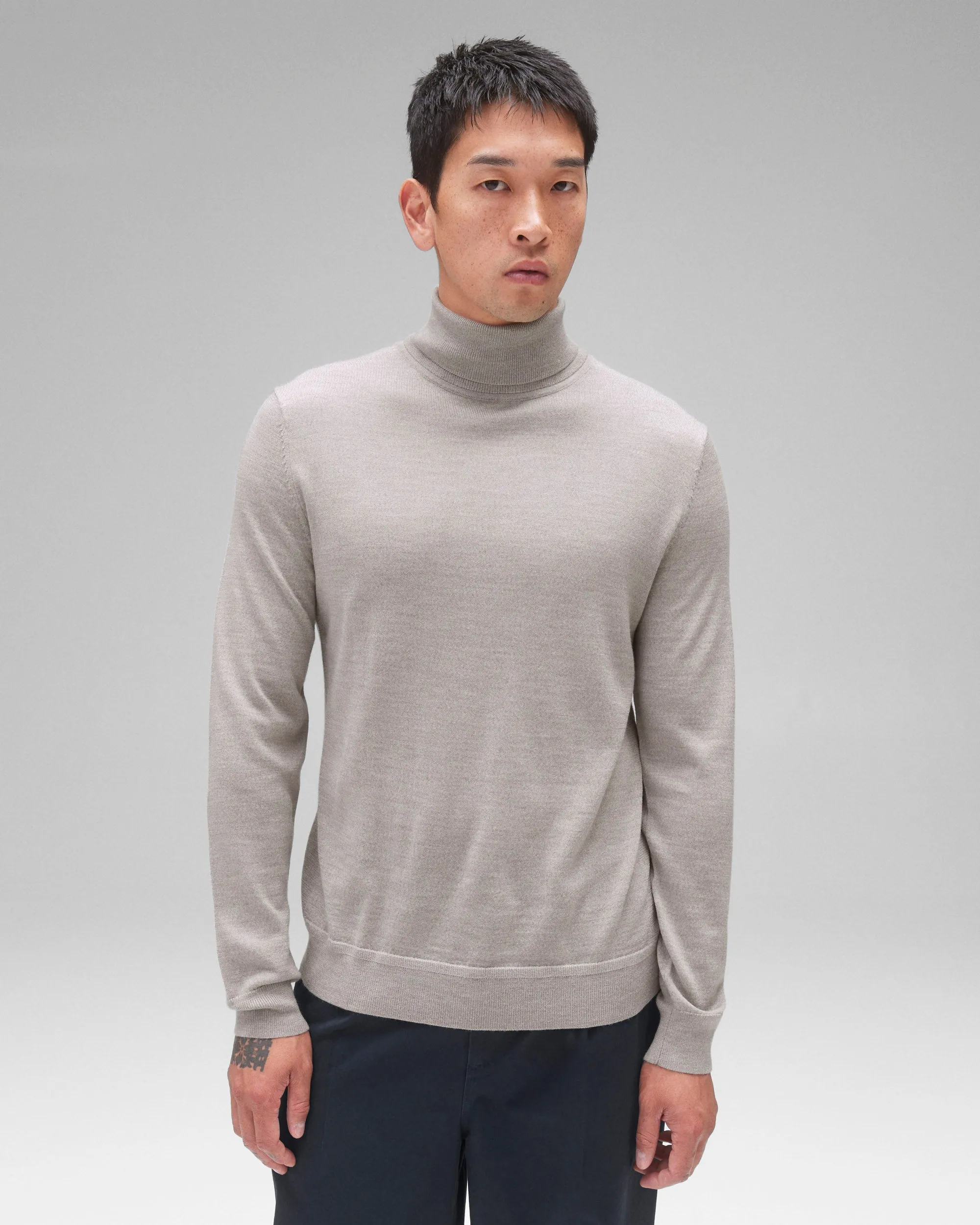 Lightweight Merino Harry Roll Neck