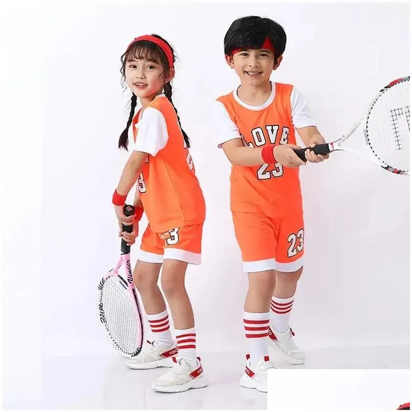 Sets/Suits Childrens Basketball Suit Boys And Girls Garten Baby Primary School Children June 1 Performance Uniform Sleeveless Training Dhbwq