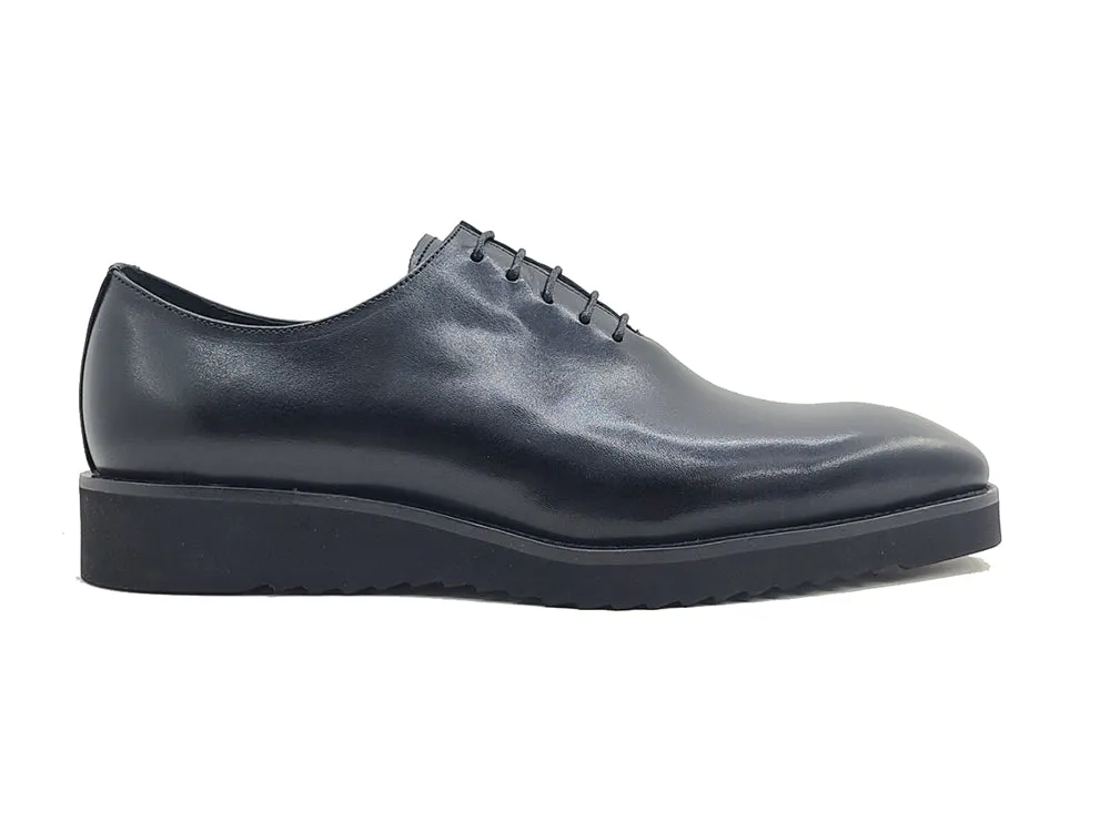 Signature Wholecut Oxford With Lightweight Sole