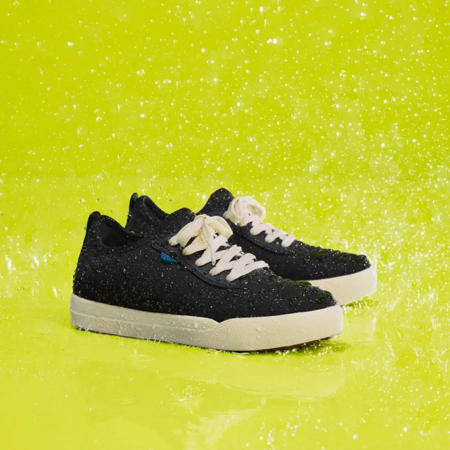 Women's Weekend - Asphalt Black on Off-White